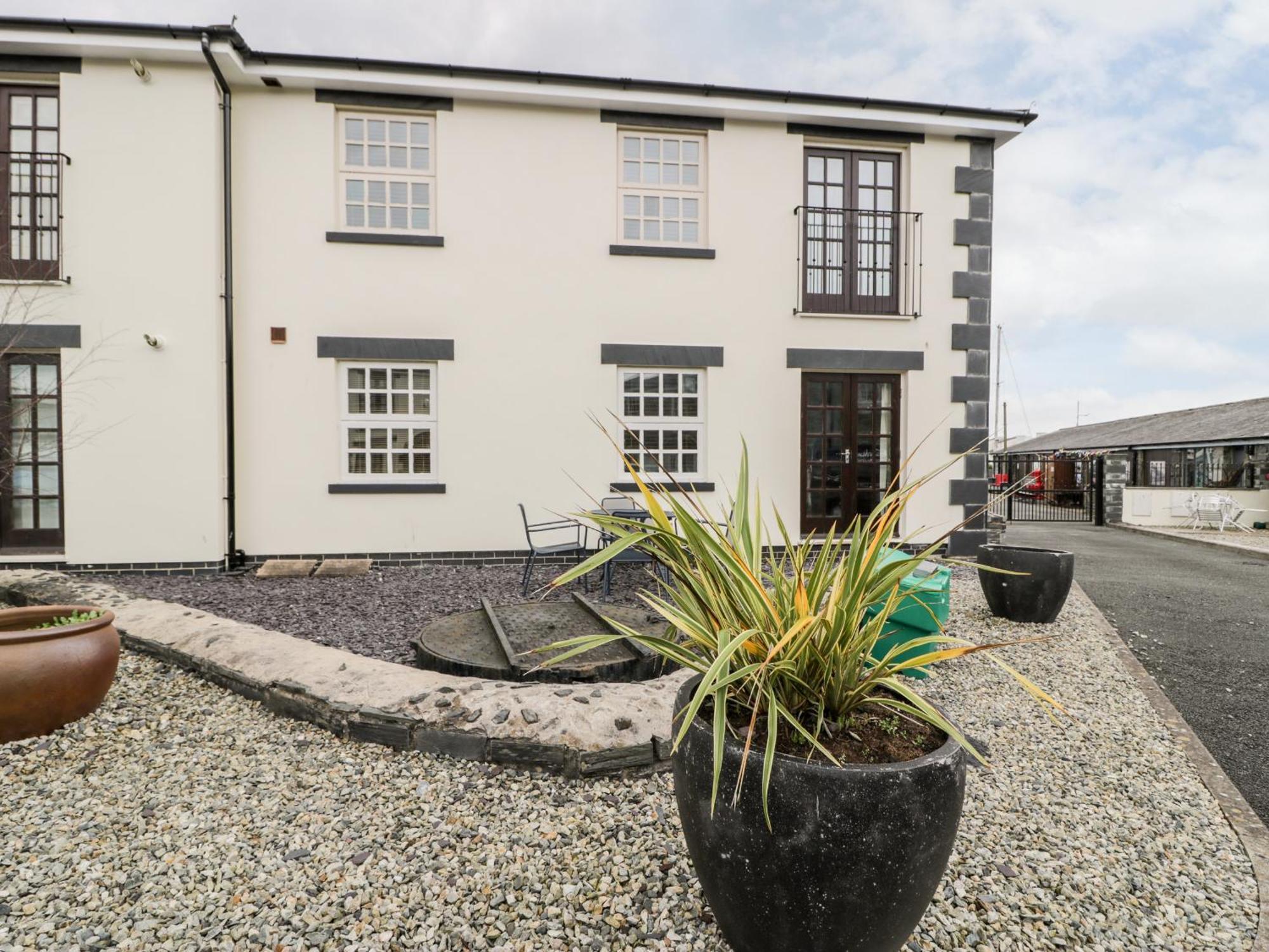 Whistle Stop Apartment Porthmadog Exterior photo